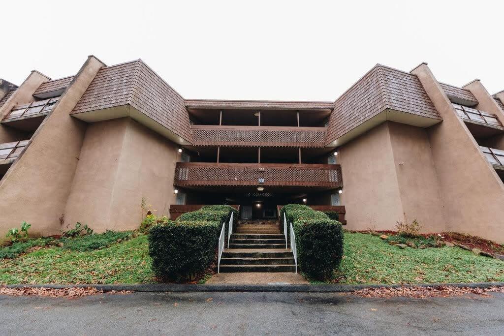 2-Bed, 2-Bath Apartment Living Experience チャタヌーガ エクステリア 写真