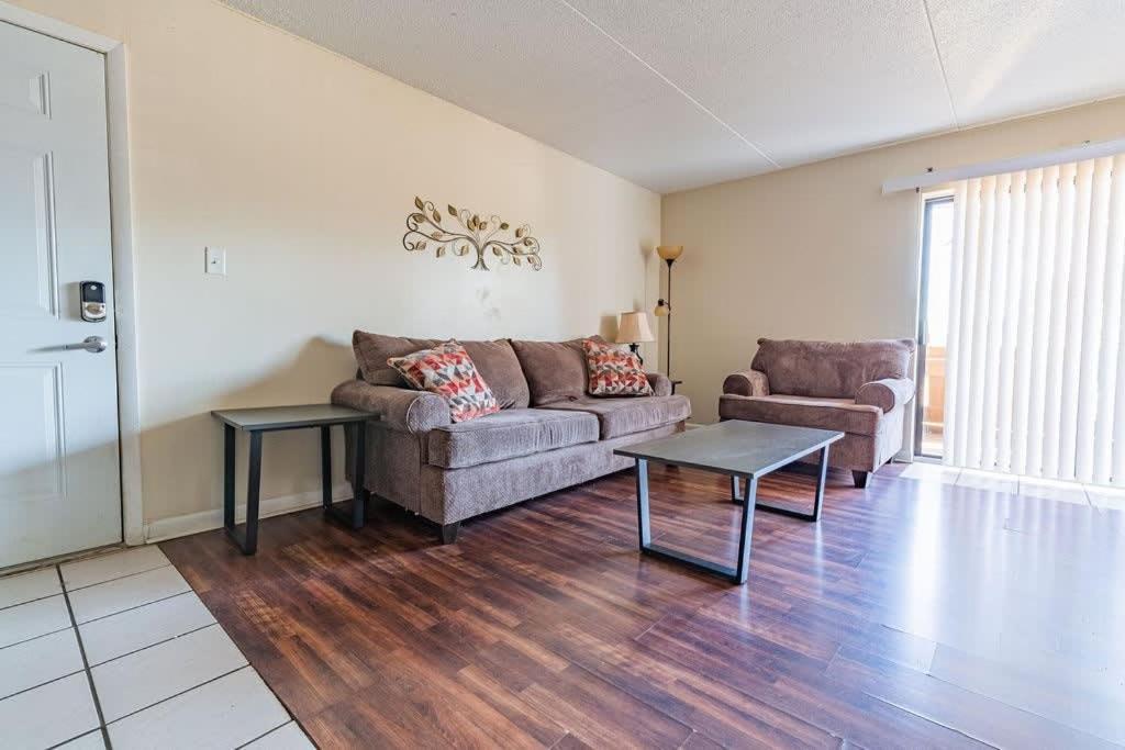 2-Bed, 2-Bath Apartment Living Experience チャタヌーガ エクステリア 写真